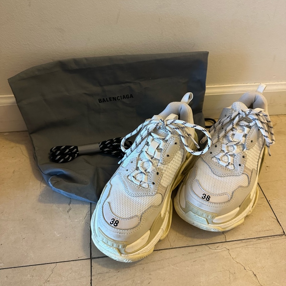 Balenciaga Triple S Sneaker in White